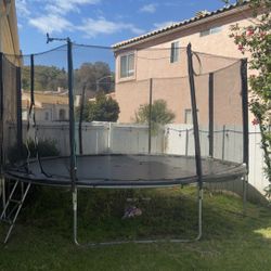 Trampoline 14ft