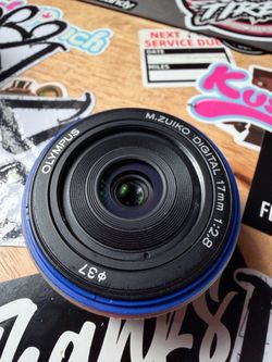 Olympus m zuiko 17mm f2.8 lens Panasonic lumix micro 4/3 four thirds mount