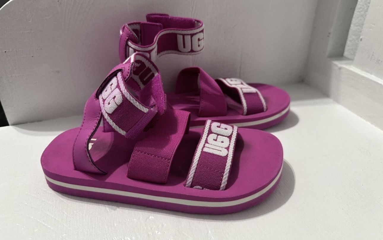 UGGS Alissa Kids Gladiator Summer Sandals Sz 13 🌸Excellent Con