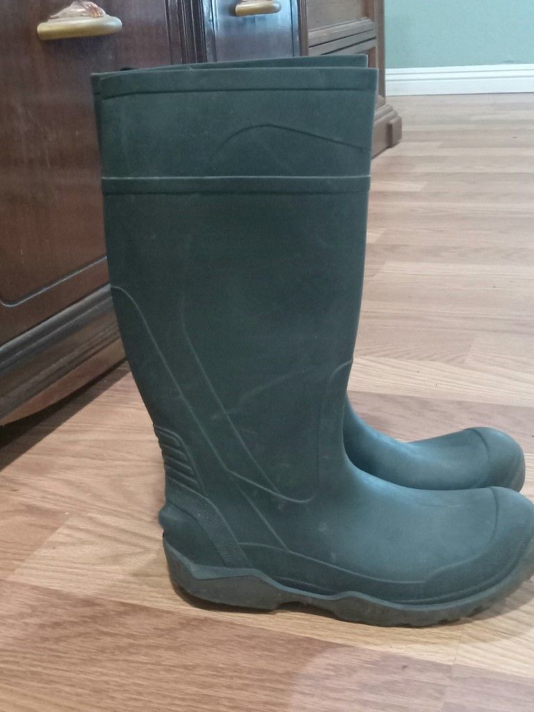 Rubber Boots Size 7