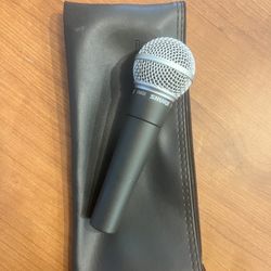 Shure SM58 Microphone – Like New