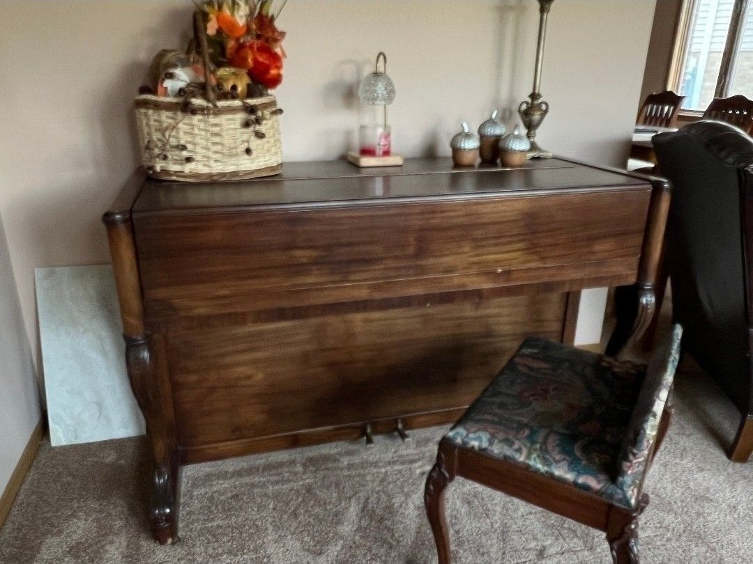 Hammond Piano