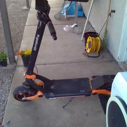 Kunoonkrin Scooter 