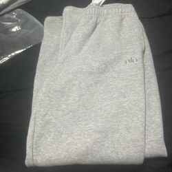 alo grey uncuffed sweats XL