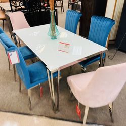 Brand New 7 Pc Dining Set 