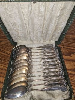 Set Of 12 --1947  Rogers Bross Silver spoons