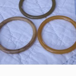 Set Of 3 Vtg Bakelite Bangle Bracelets