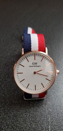 🚨🚨Very nice Daniel Wellington r/w/b addition with rose gold 🕛