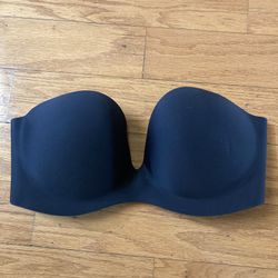 NWT Solid Black Adhesive Strapless Bra Cup D