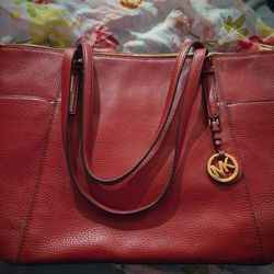 Red Michael kors tote purse excellent condition