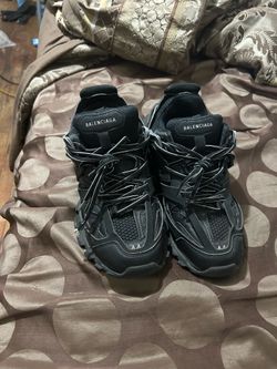 Black balenciaga