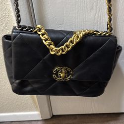 CHANEL 19 Large Flap Bag Black Lambskin Gold Silver Chain