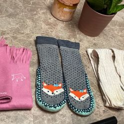 Nice Girls Winter Bundle. Fox Sock Sole Is thick & durable, Print On Tights Is Very Cute as Well As The Pink Set With sequin like “princess” wording.