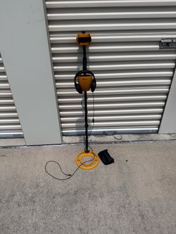 Metal detector