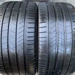 Two 295-35-22 Pirelli P Zero (Pz4) 