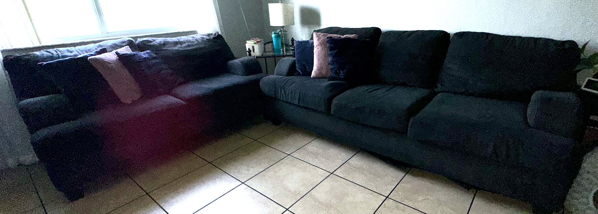 Free Sofa Set