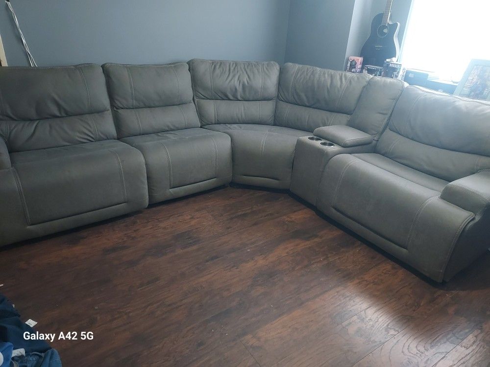 Sectional Sofa Set