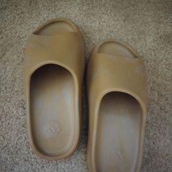 Yeezy Slides