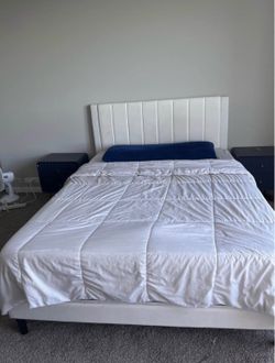 Queen size bed