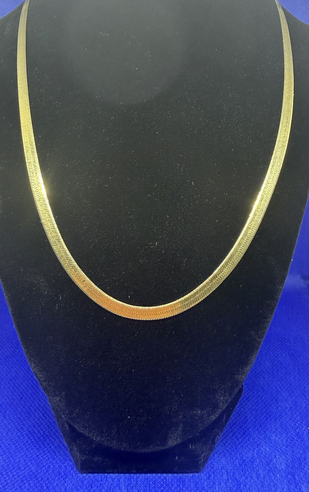 14 KT SOLID GOLD HERRINGBONE NECKLACE