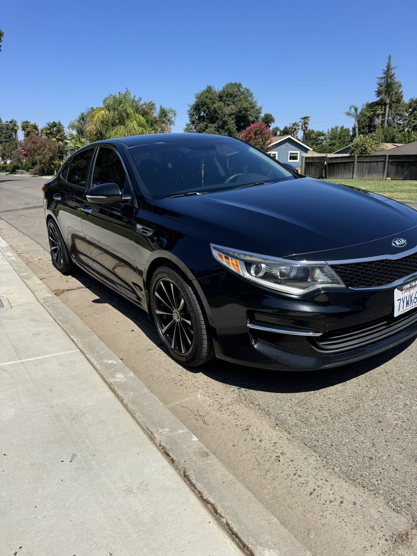 2017 KIA Optima