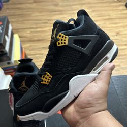 JORDA RETRO 4 ROYALTY 