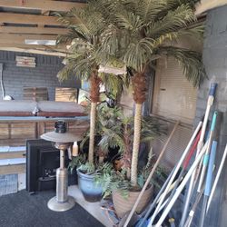 Fake plants 100 each