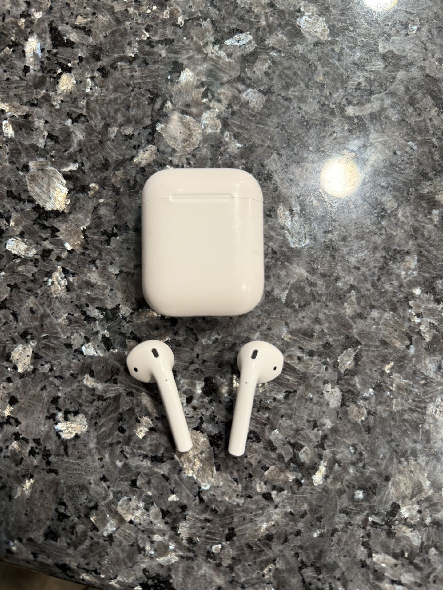 Apple AirPods