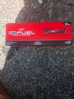 Milwaukee
M18 FUEL 18V Lithium-Ion Cordless Brushless Oscillating Multi-Tool (Tool-Only)