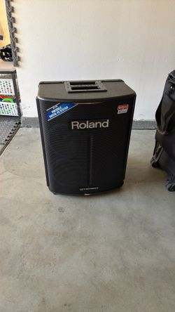 Roland BA-330 Portable Battery Powered PA System