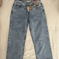 Low Pro Levi Jeans