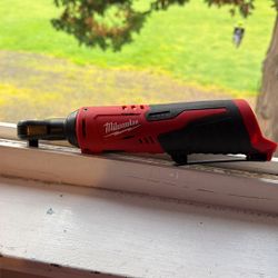 Milwaukee 3/8 Ratchet. 