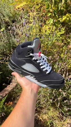 Jordan 5 black metallic size 10.5 men used