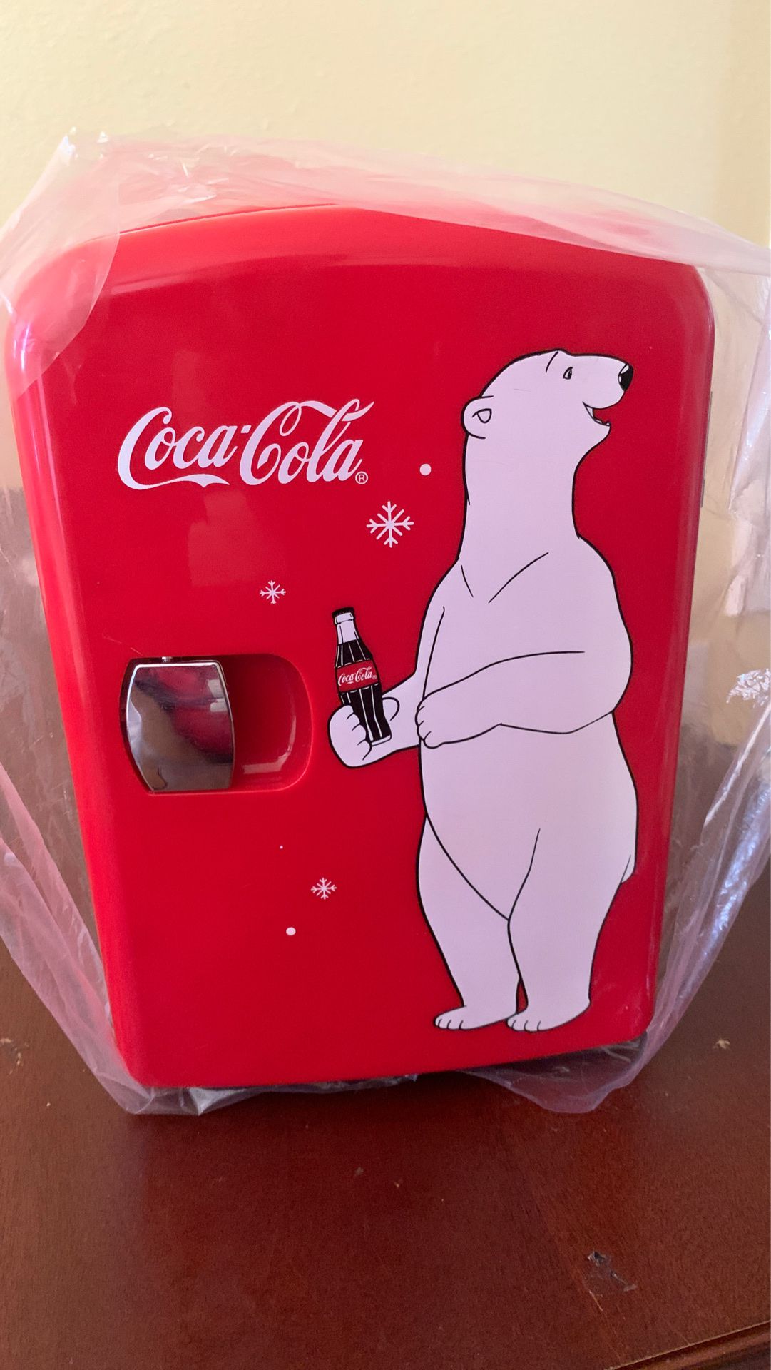 Coca Cola koolatron mini fridge
