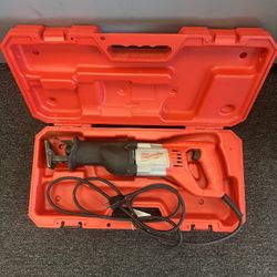 Milwaukee Sawzall w/ Hard Case