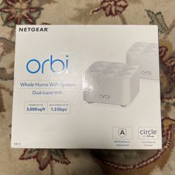 Orbi Wi-Fi Mesh Router With One Satellite Transmitter 