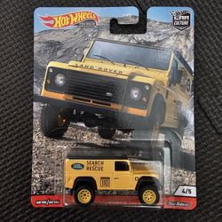 2020 Hot Wheels Premium Car Culture Land Rover Defender 110 Hard Top 4/5