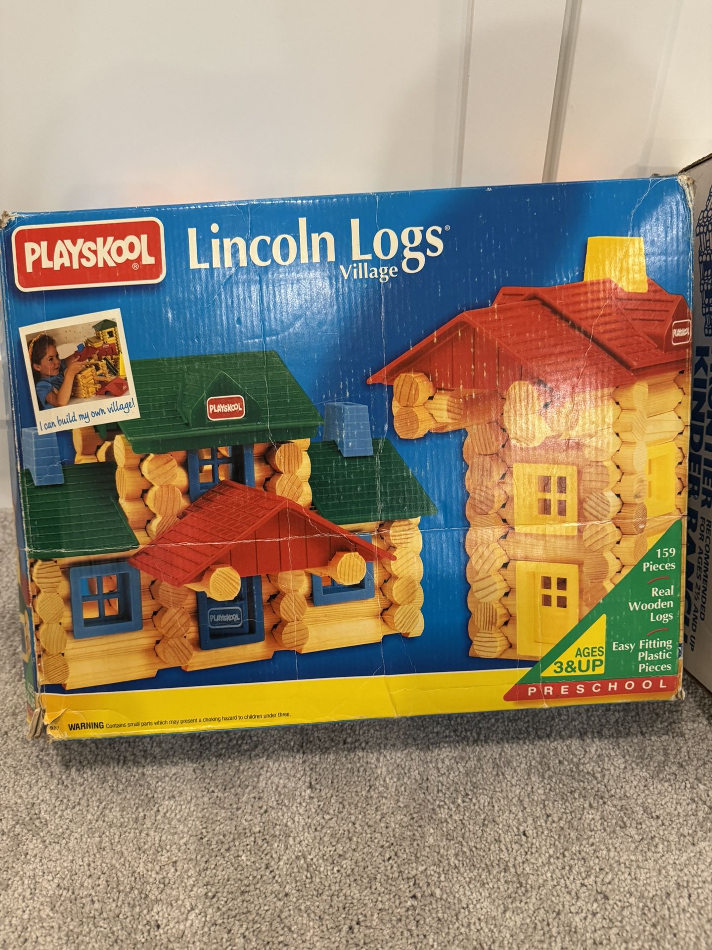 Lincoln logs village/Ranch and Corral Play set