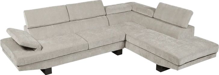 Like New - Chaise Sectional