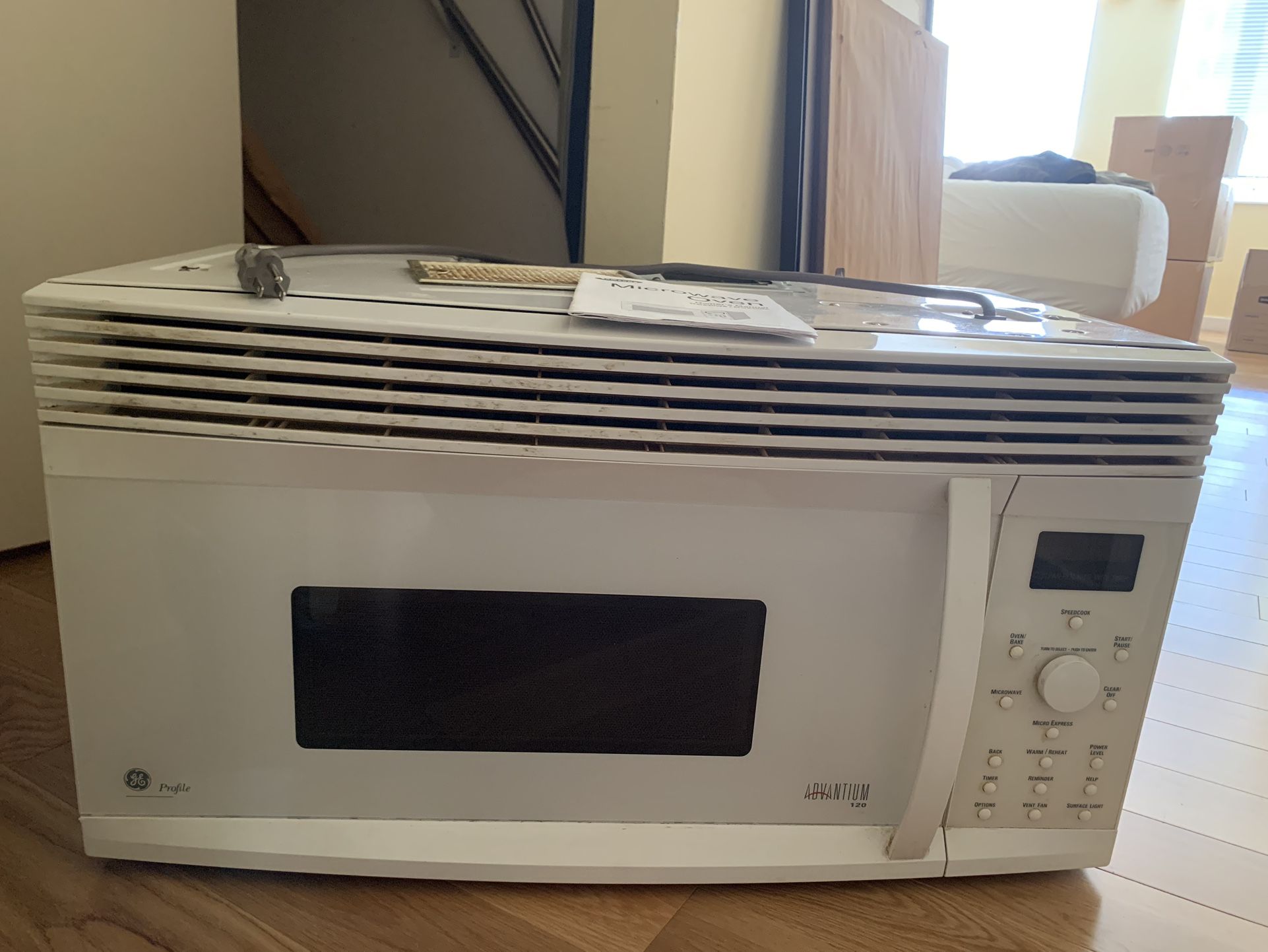 Microwave Oven
