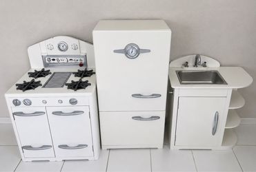 Pottery Barn 3 Piece Kitchen