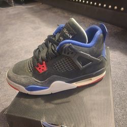 Jordan 4s