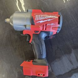 Milwaukee
M18 FUEL 18V Lithium-Ion Brushless Cordless 1/2 in. Impact Wrench with Friction Ring (Tool-Only)