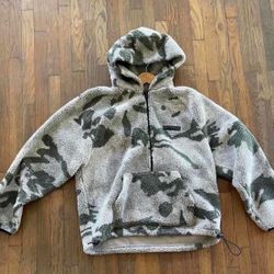 Essentials camo hoodie fleece