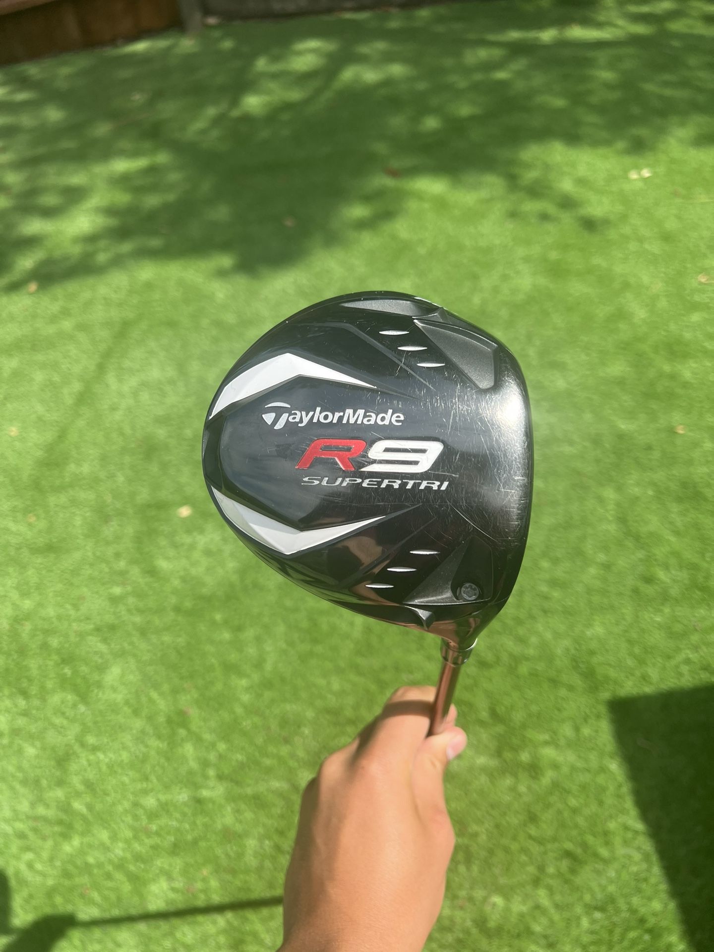 Taylor Made R9 supertri driver