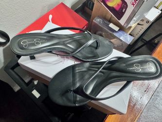 Jessica Simpson Yuri Sandal size 7.5M
