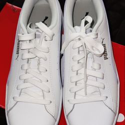 Woman’s Puma Shoes