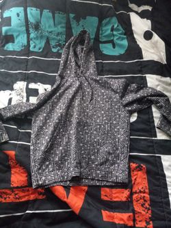 Under armour Hoodie Size: Medium