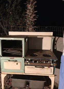 Cast iron antique stove 80.00 obo