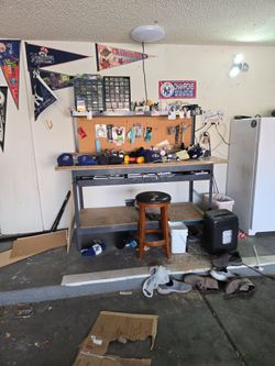 Garage work bench